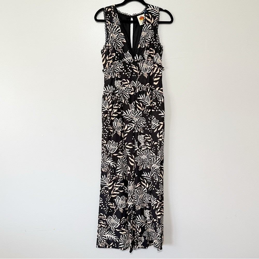 Farm Rio Anthropologie Printed V-Neck Jumpsuit in Floral Birds Size‎ Small
